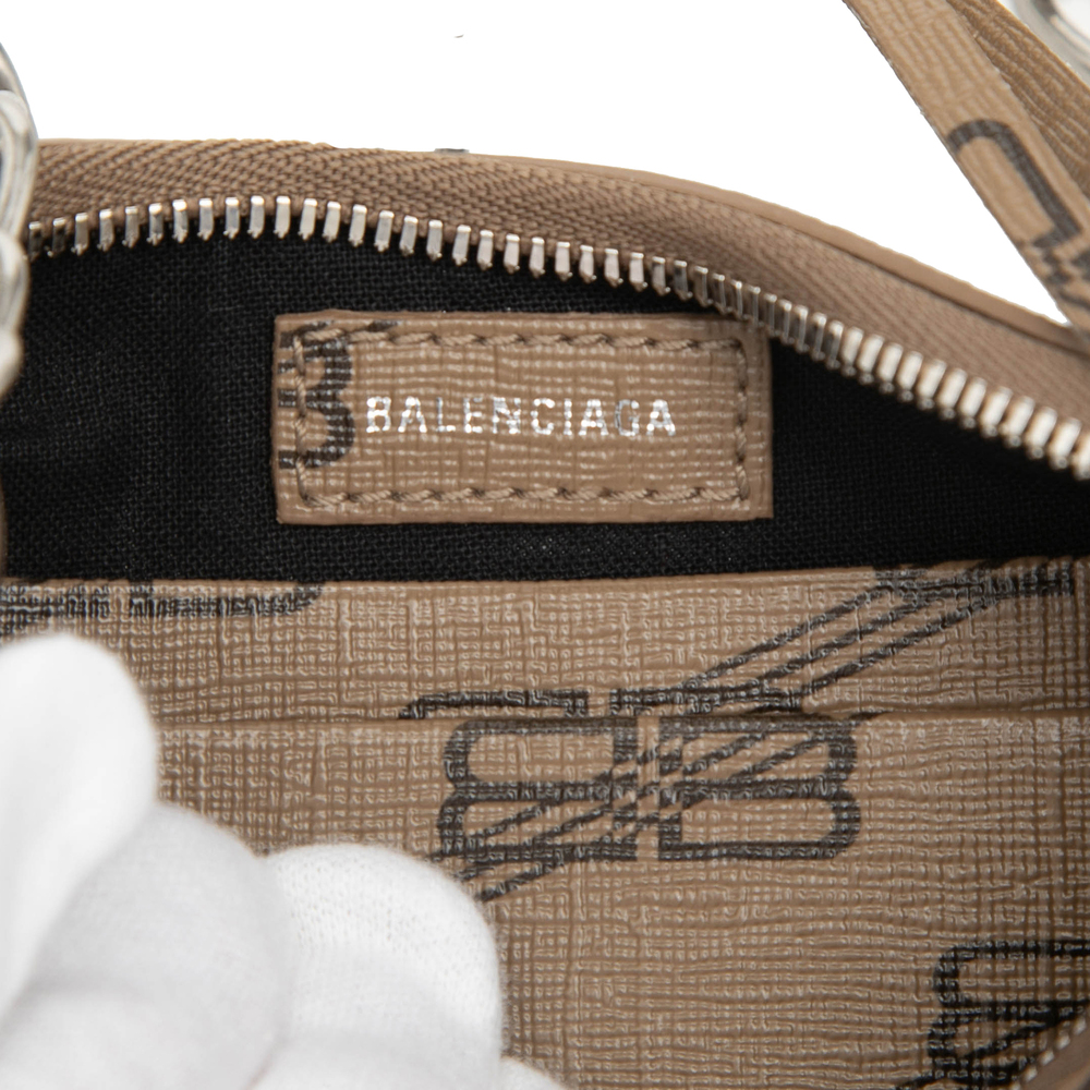 Pre-Loved Balenciaga Mini BB Monogram Coated Canvas Le Cagole - Picture 5 of 7